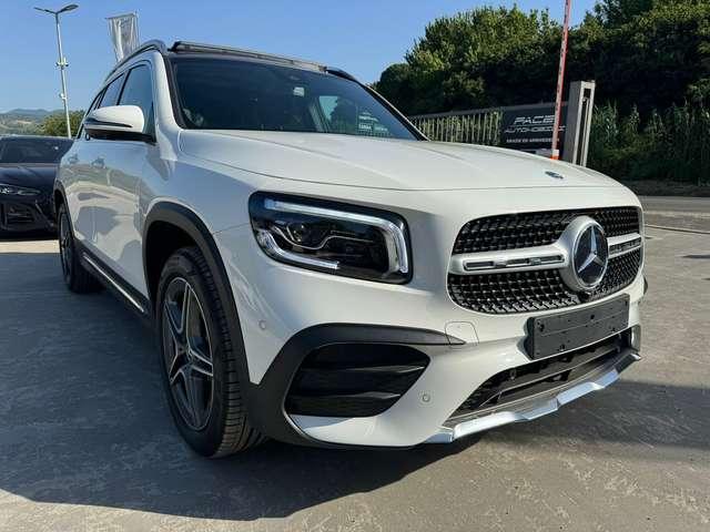 Mercedes-Benz GLB 220 4M NIGHT PACKET MBUX 19" AMG PREMIUM TETTO LED ACC