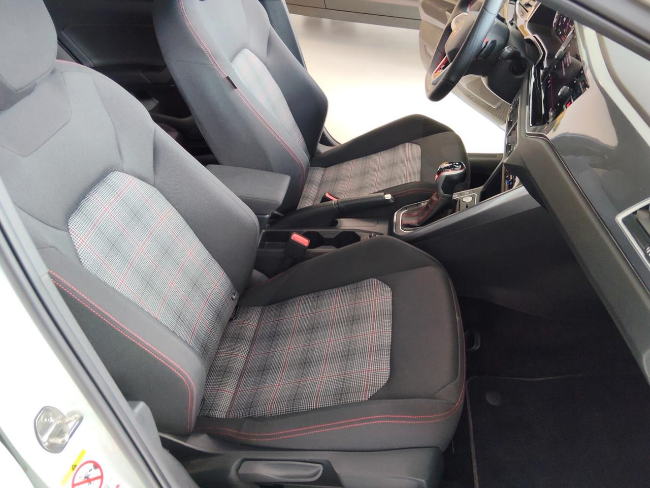 Volkswagen Polo 2.0 DSG GTI Tetto apribile unicoproprietario garanzia 2028