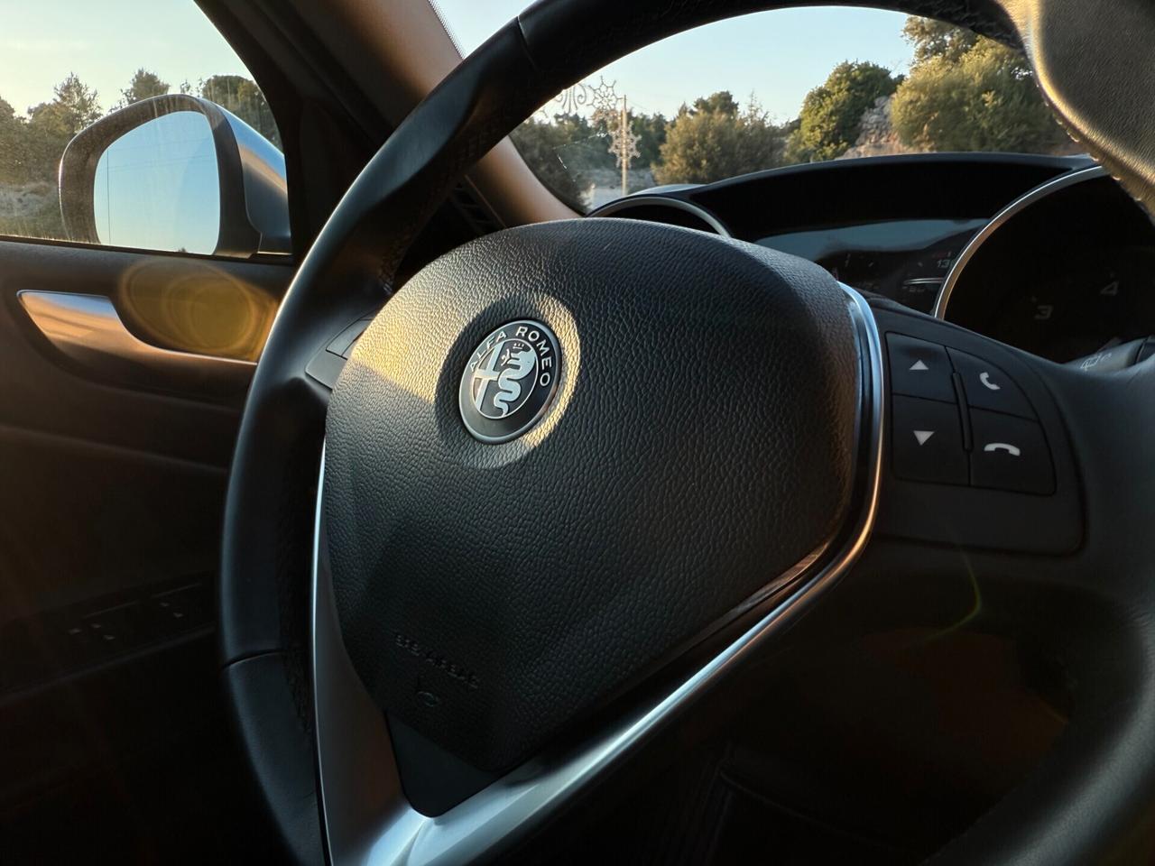 Alfa Romeo Giulietta/1.6 120 CV/SOLO 91000 KM/TAGLIANDI ALFA