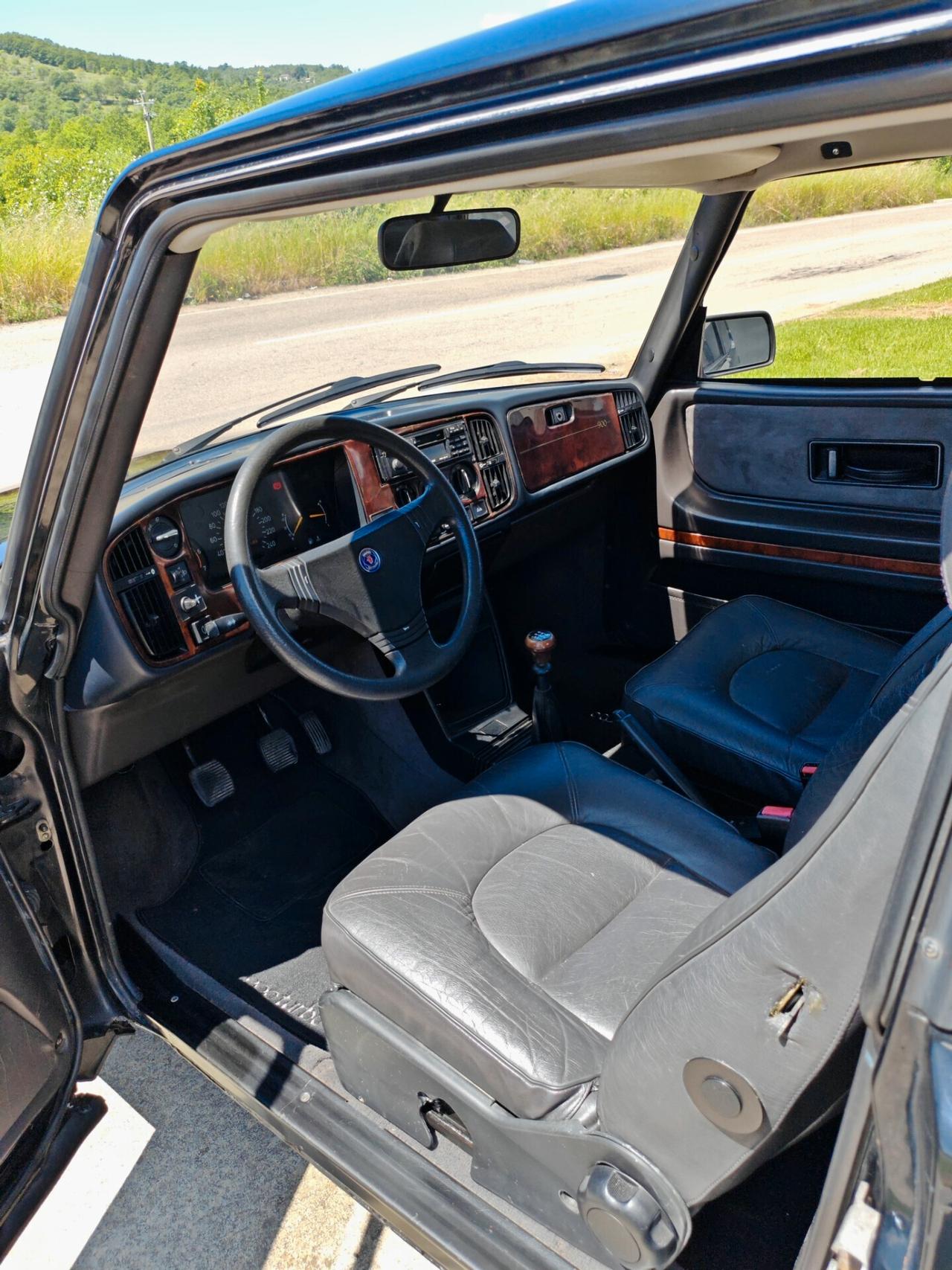 Saab 900 Turbo AEREO