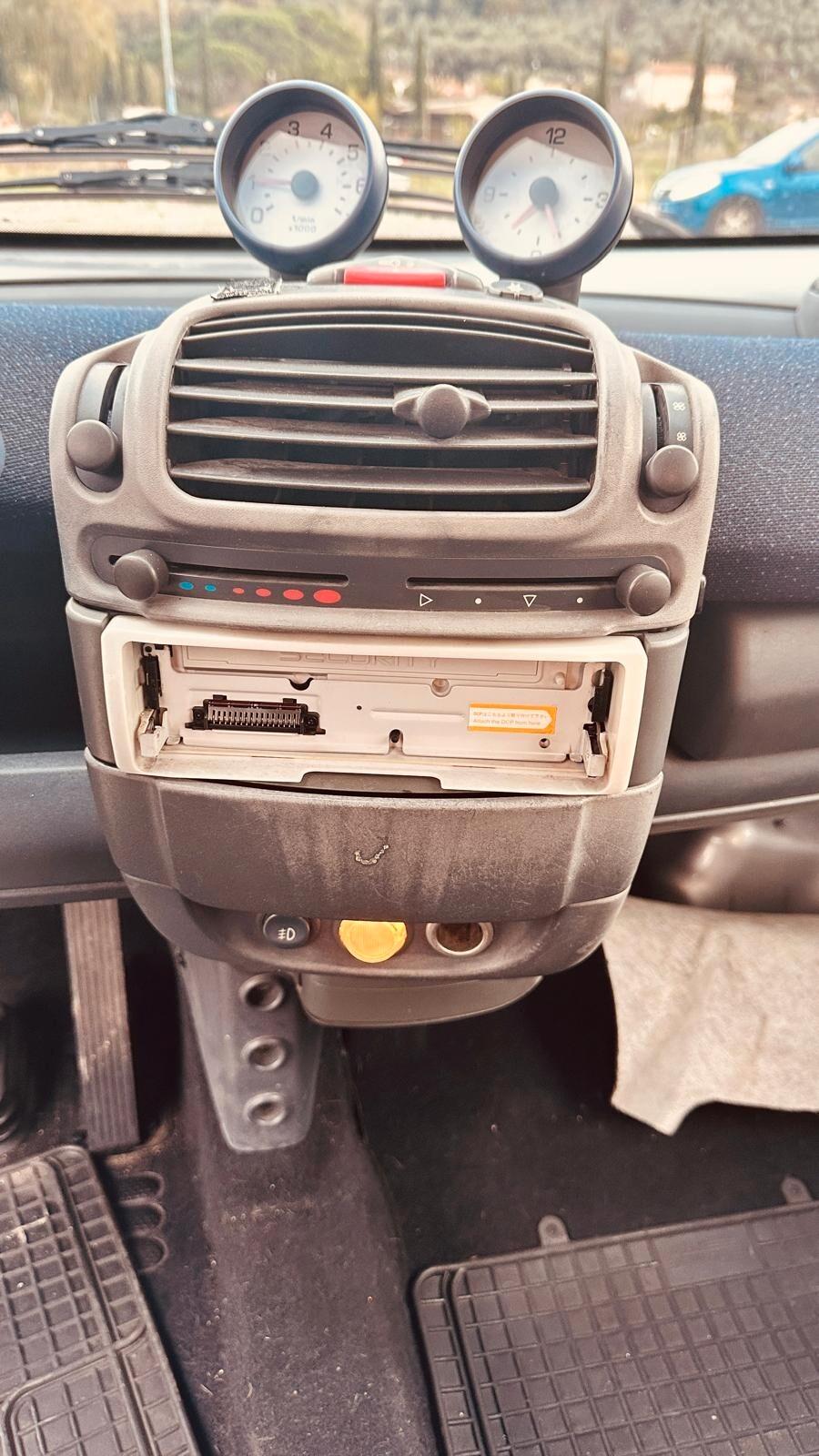 Smart ForTwo 700 cabrio Brabus (55 kW)