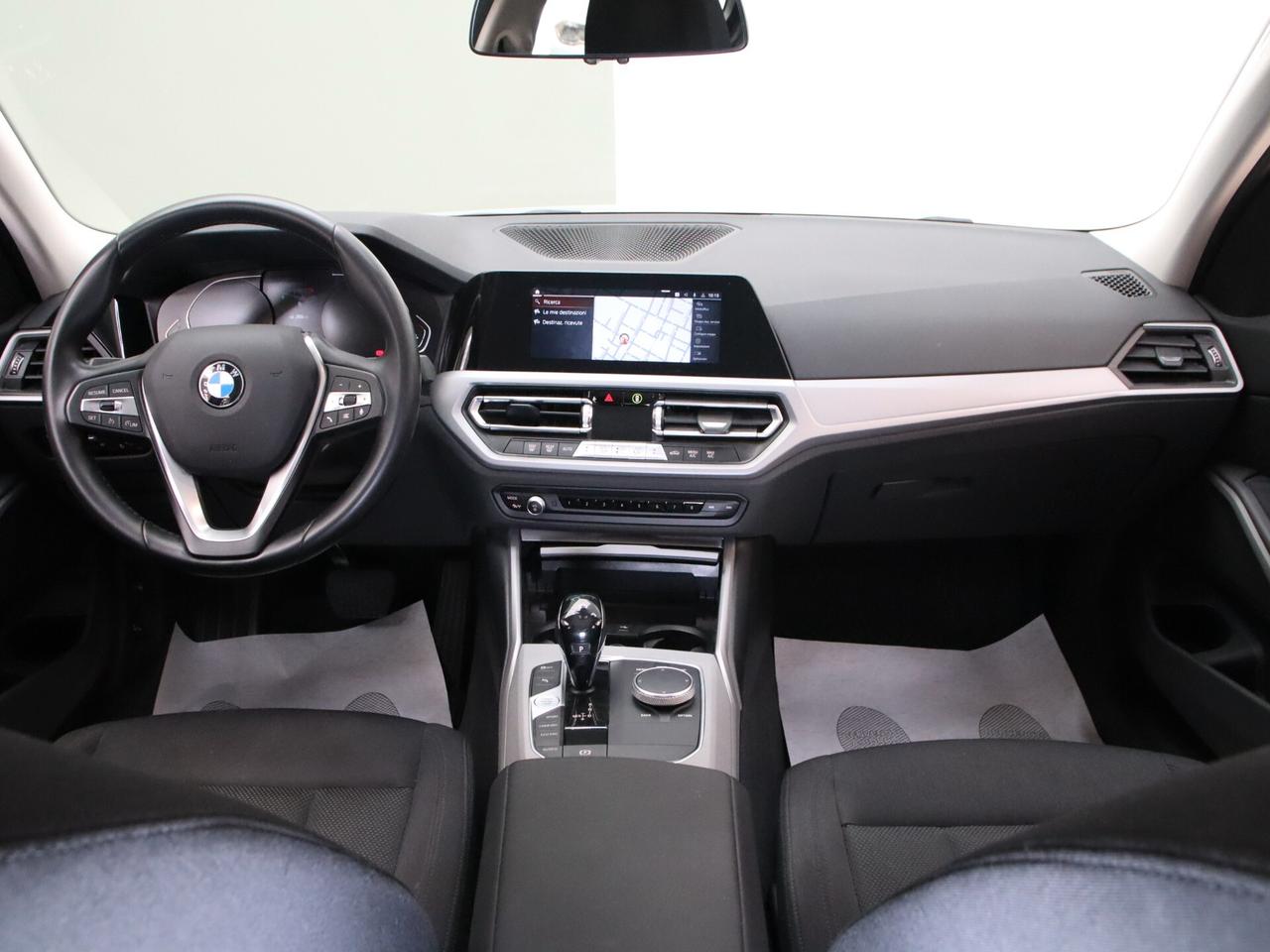 BMW 320d Serie 3 G20 Berlina mhev 48V xdrive auto IVA ESPOSTA