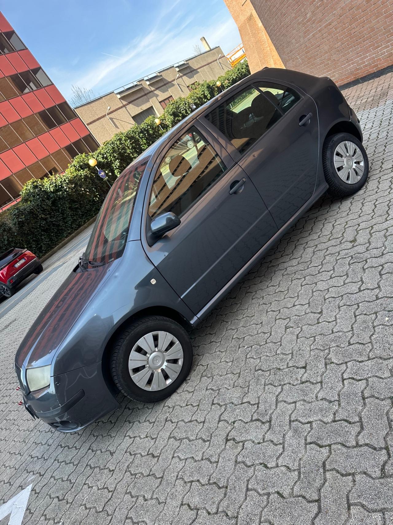 Skoda Fabia 1.2 12V 70CV 5p. Style