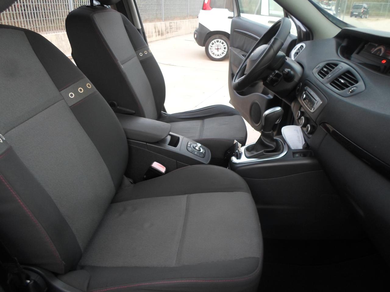 Renault Scenic Scénic XMod 1.5 dCi 110CV EDC Bose