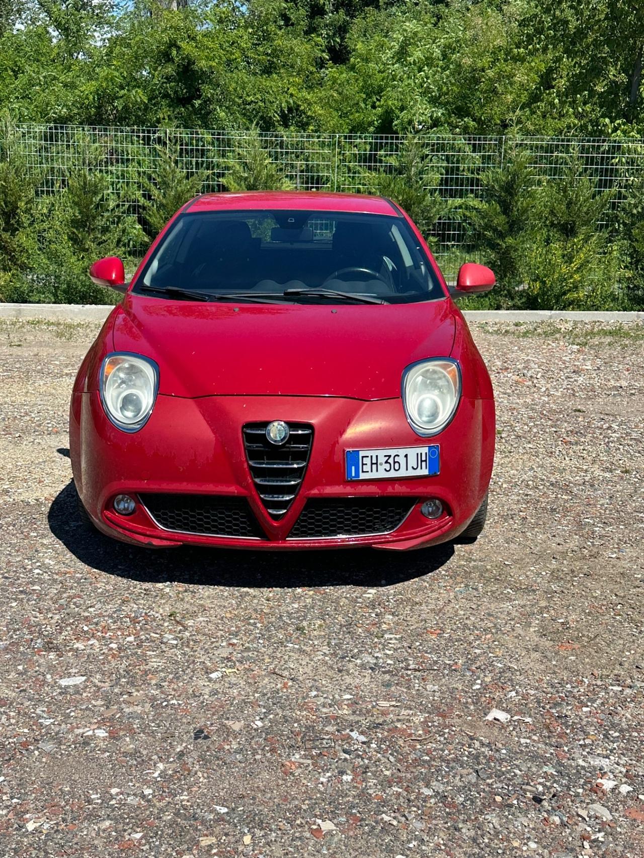 Alfa Romeo MiTo 1.6 JTDm-2 S&S Distinctive Sport Pack