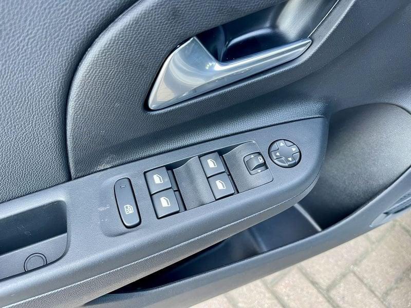Opel Corsa 1.2 hybrid GS 110cv dct6 - KM0
