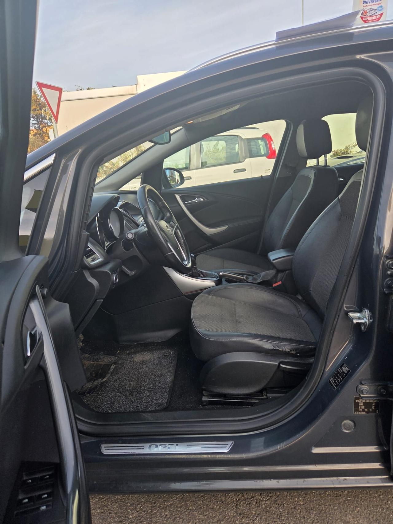 Opel Astra 1.4 Turbo 140CV Sports Tourer GPL Tech Cosmo