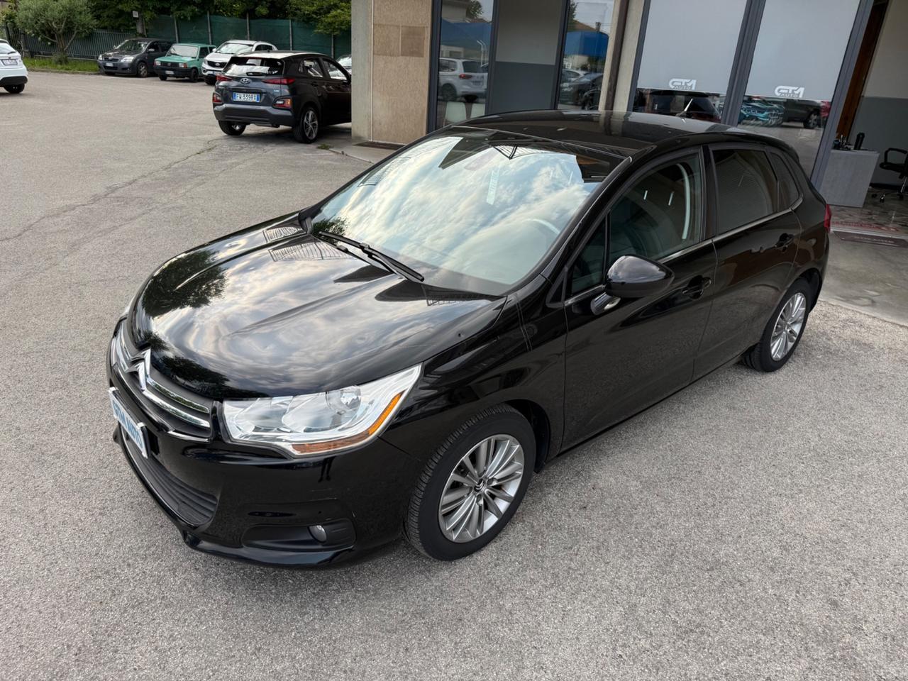 Citroen C4 1.6 HDi 110cv - Neopatentati