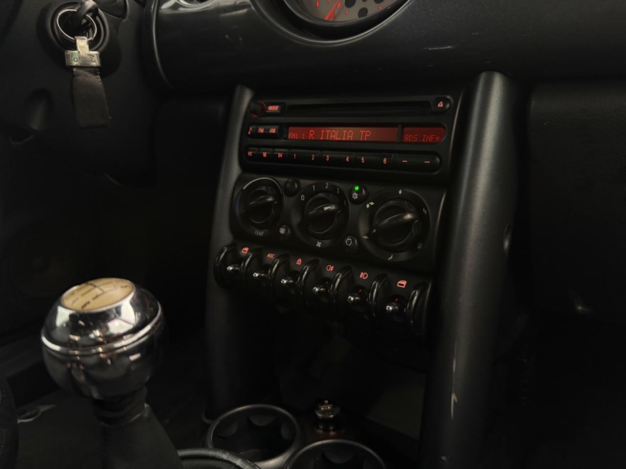 Mini 1.4 tdi One NEOPATENTATI