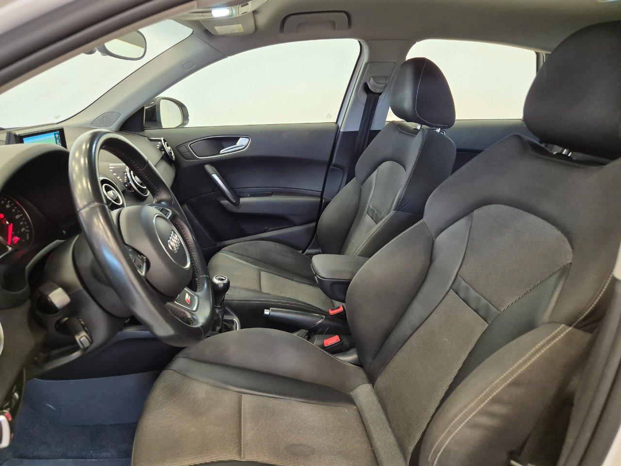 Audi A1 Sportback 1.6 tdi Sport - NEOPATENTATI - UNIPROPRIETARIO