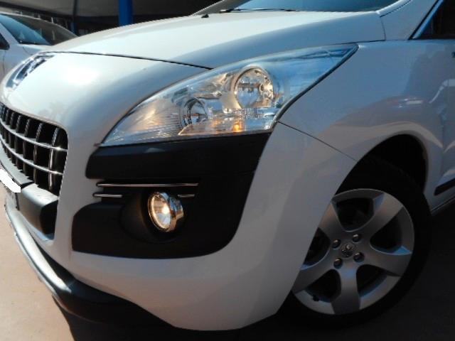 Peugeot 3008 1.6 HDi 115CV Allure AUTOMATIK