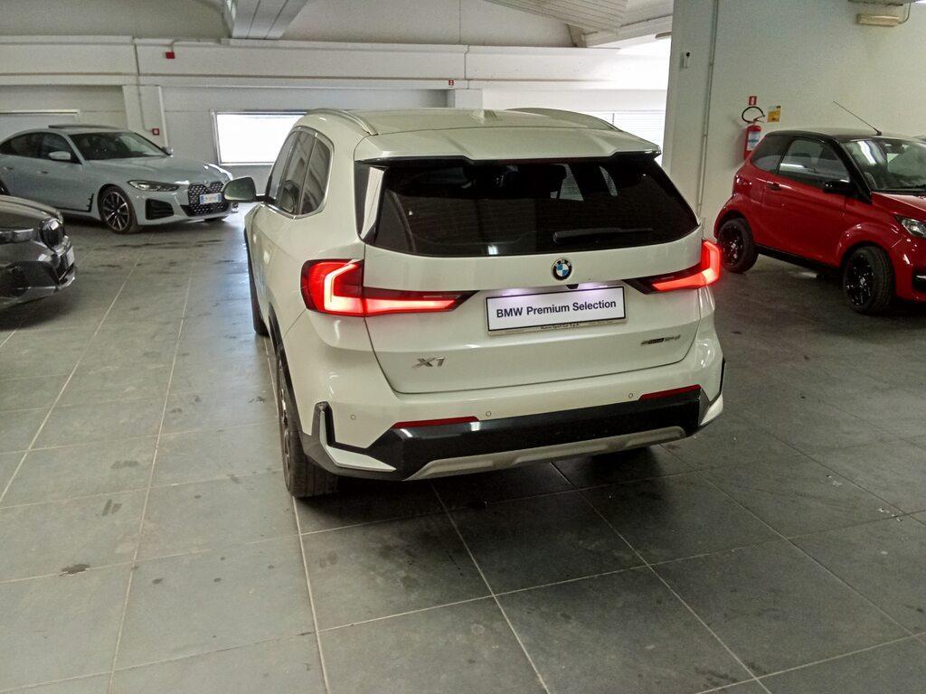 BMW X1 18 d X-Line Edition Signature sDrive DCT