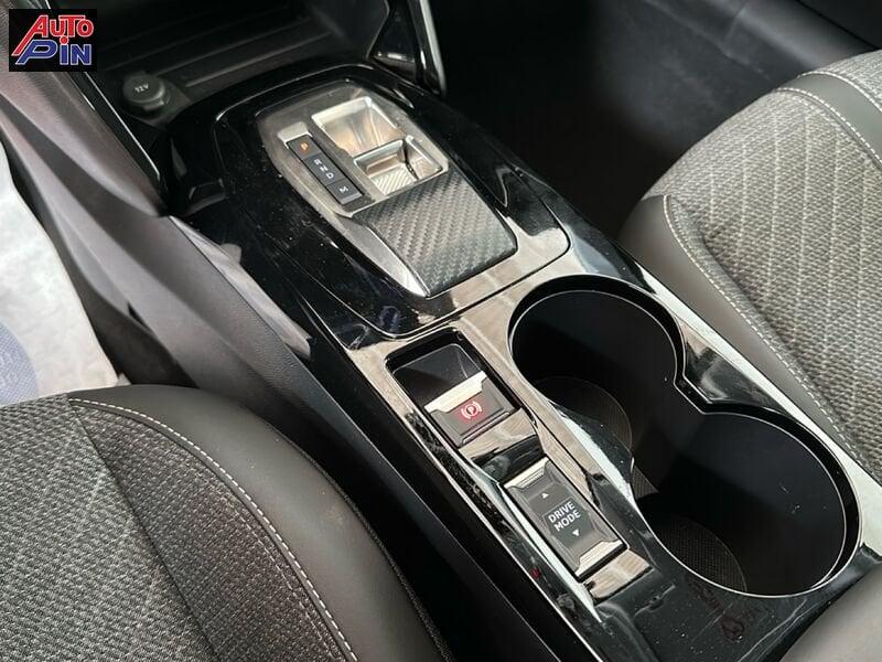 Peugeot 208 Allure Hybrid 110 e-DCS6 auto