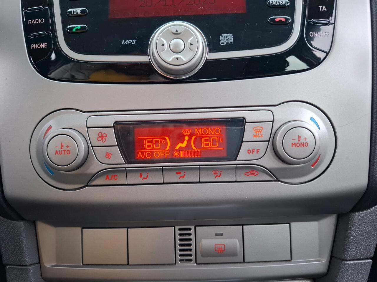 FORD FOCUS 1.6 TDCI 110cv Titanium