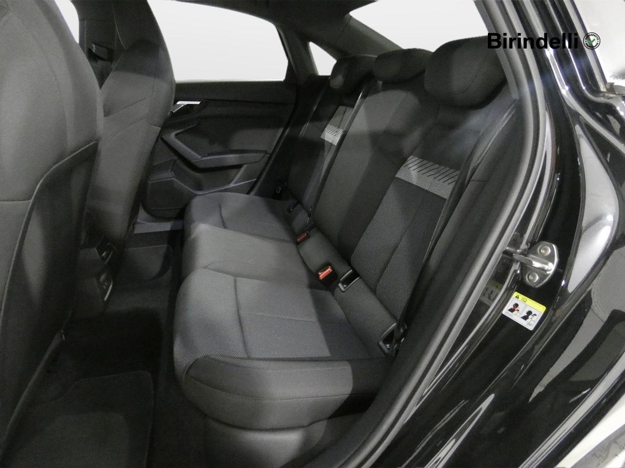AUDI A3 4ª serie - A3 Sedan 35 TDI S tronic S line edition