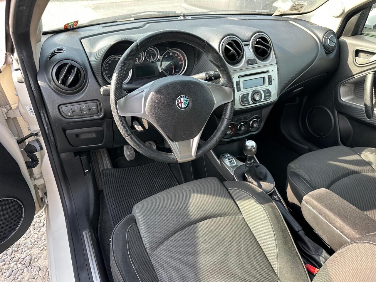Alfa Romeo MiTo 1.4 105 CV M.air S&S Distinctive Sport Pack