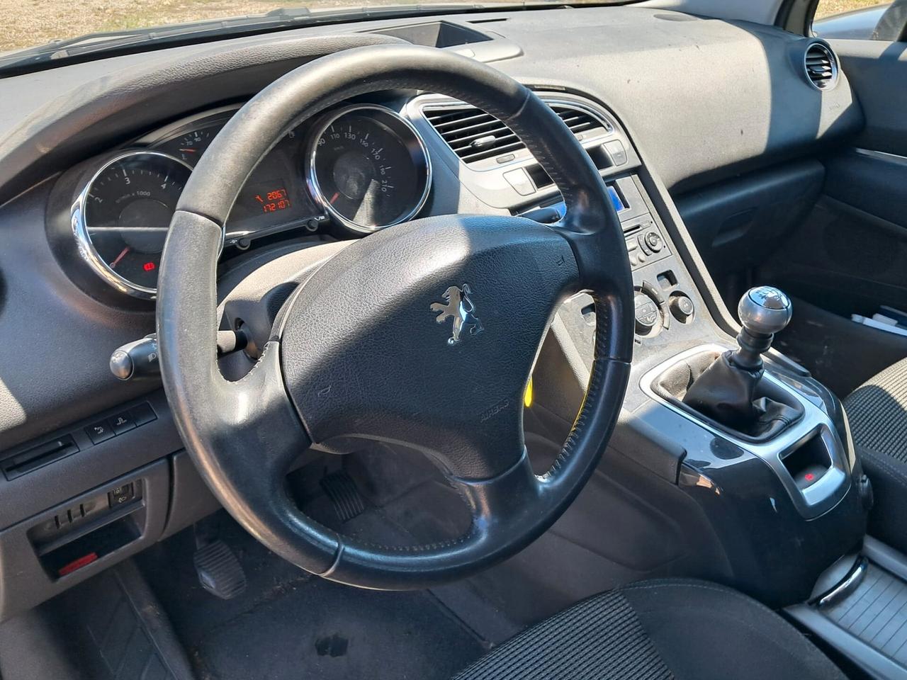 Peugeot 5008 1.6 HDi 112CV Business