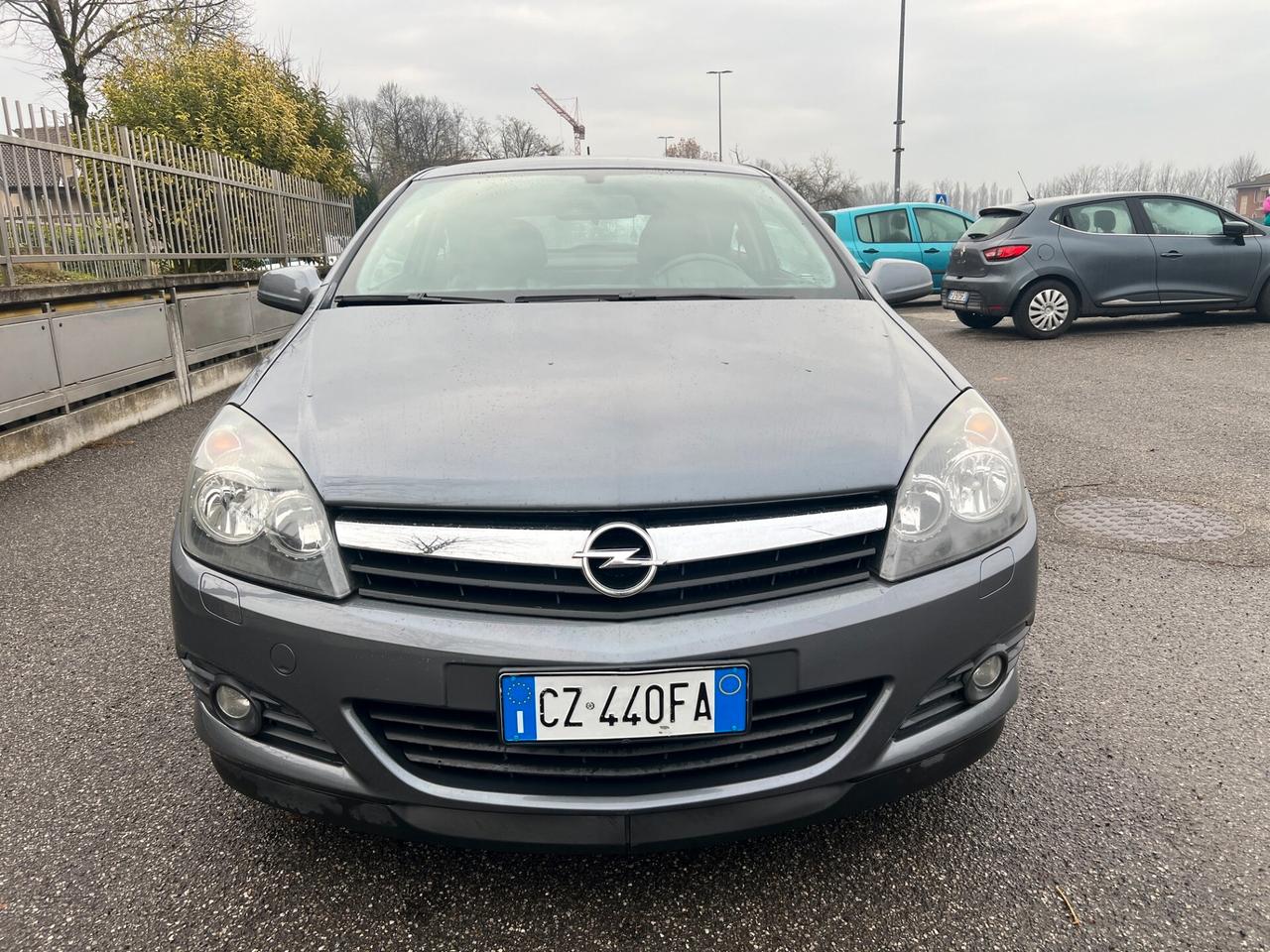 Opel Astra opel astra 1.7 cdti coupe GTC