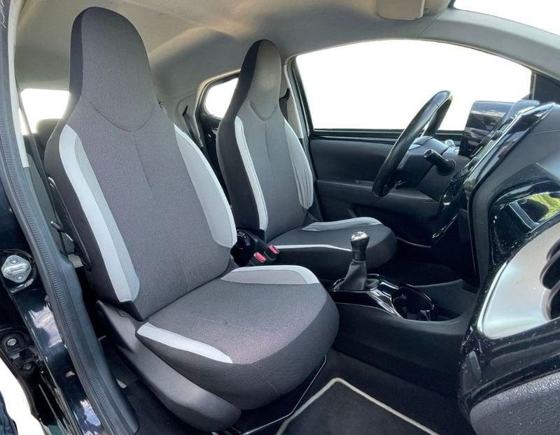 Toyota Aygo Aygo 1.0 VVT-i 69 CV 3 porte x-clusiv