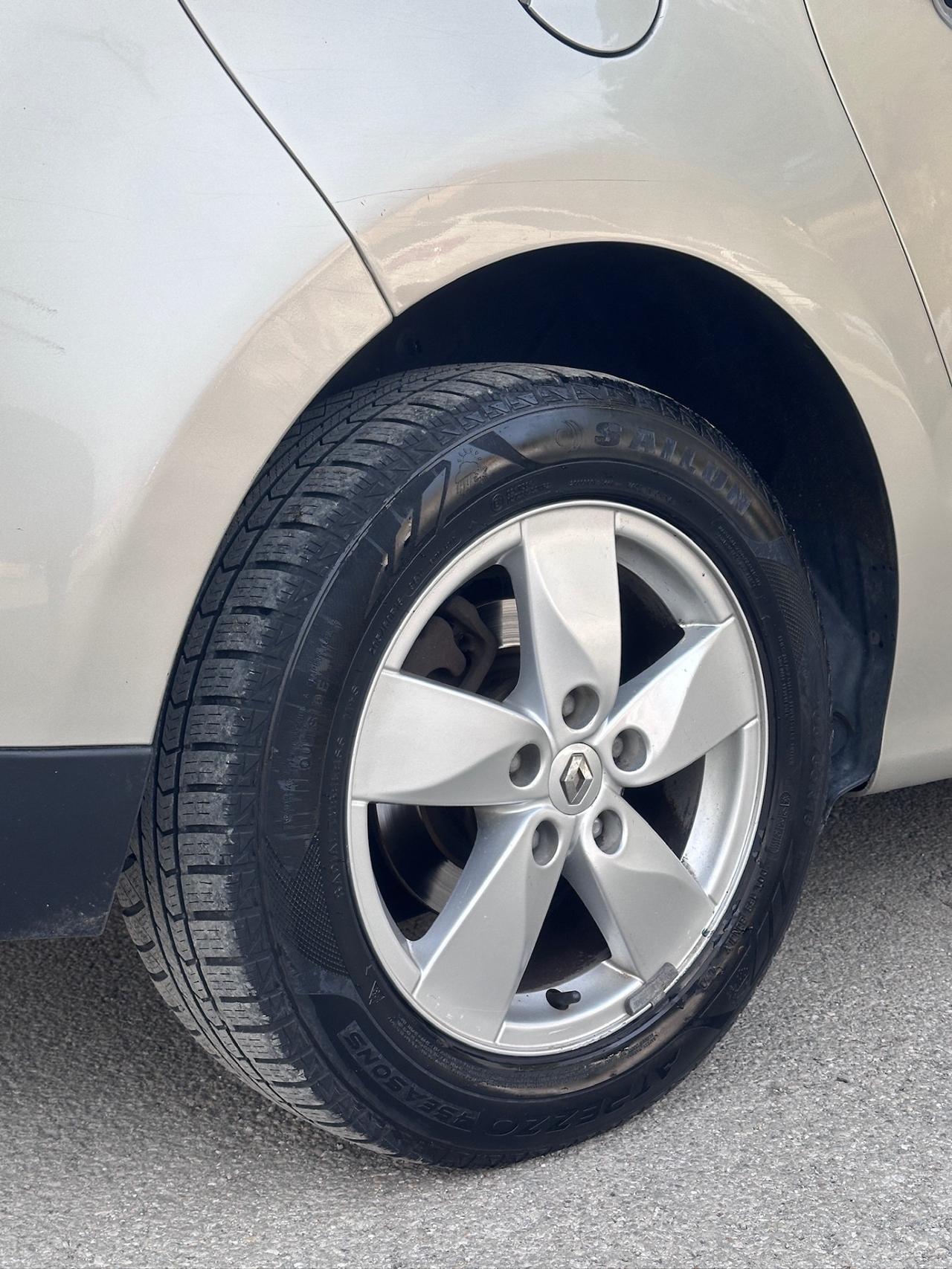 Renault Scénic 1.5 dCi 110CV Dynamique 7 posti