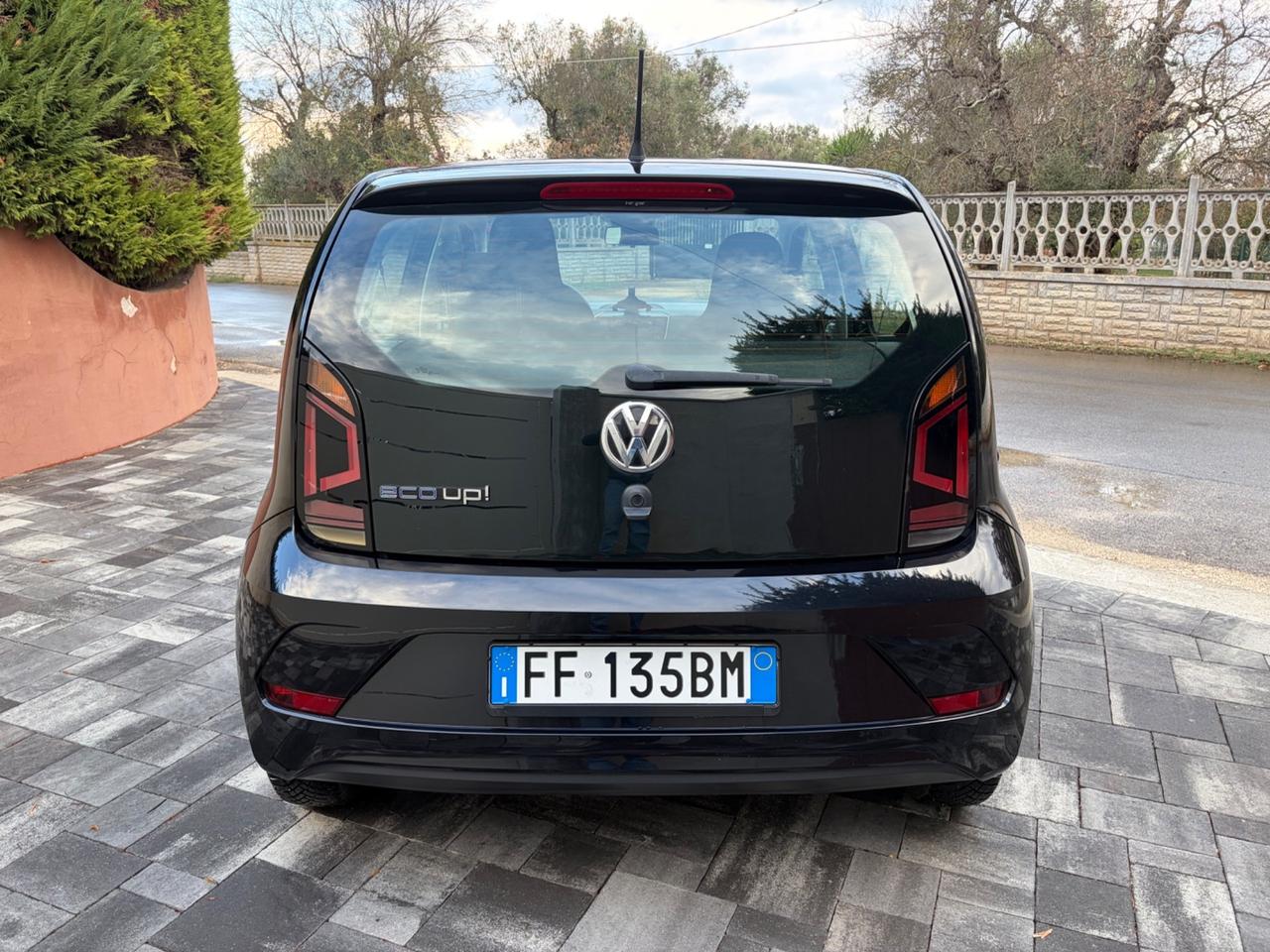 Volkswagen UP 1.0 benz/metano 5p.