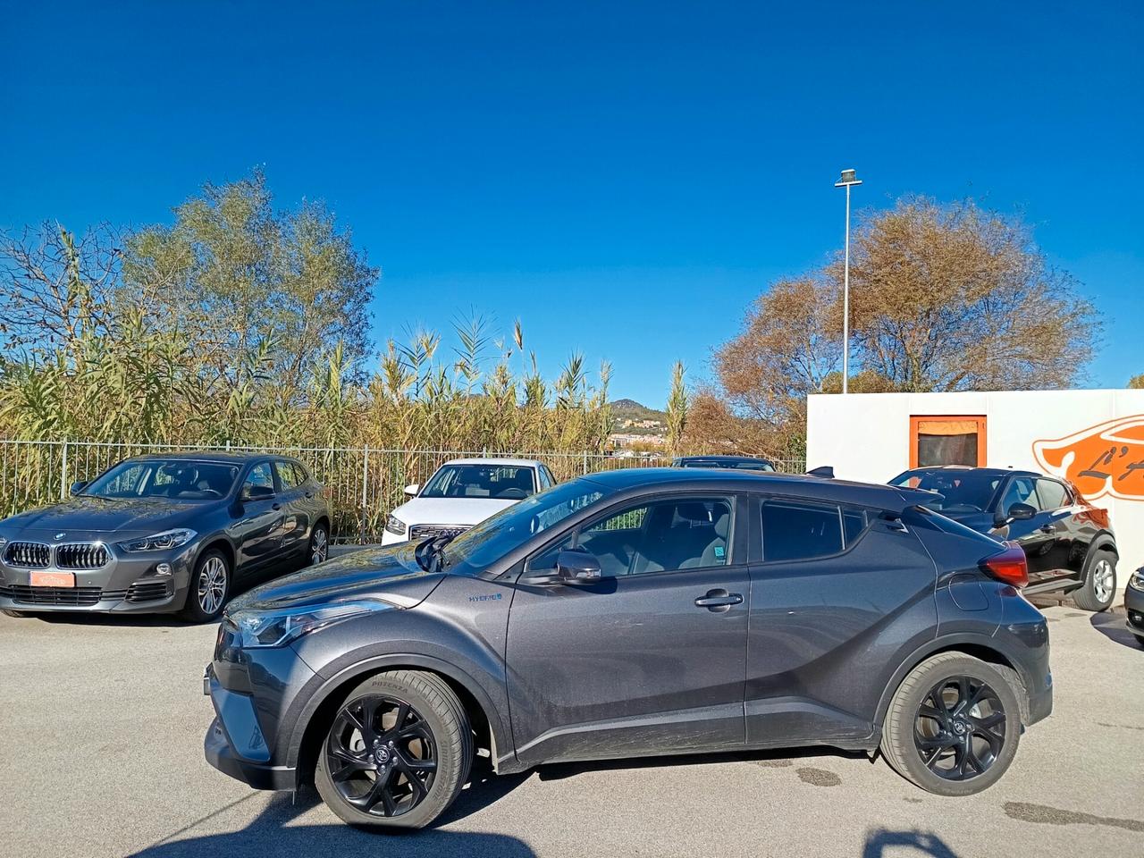 Toyota C-HR 1.8 Hybrid E-CVT Business 2WD