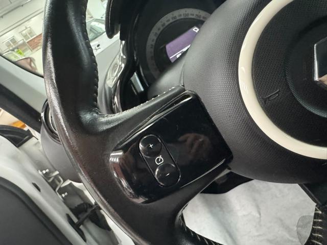 RENAULT Twingo SCe 65 CV Urban Night