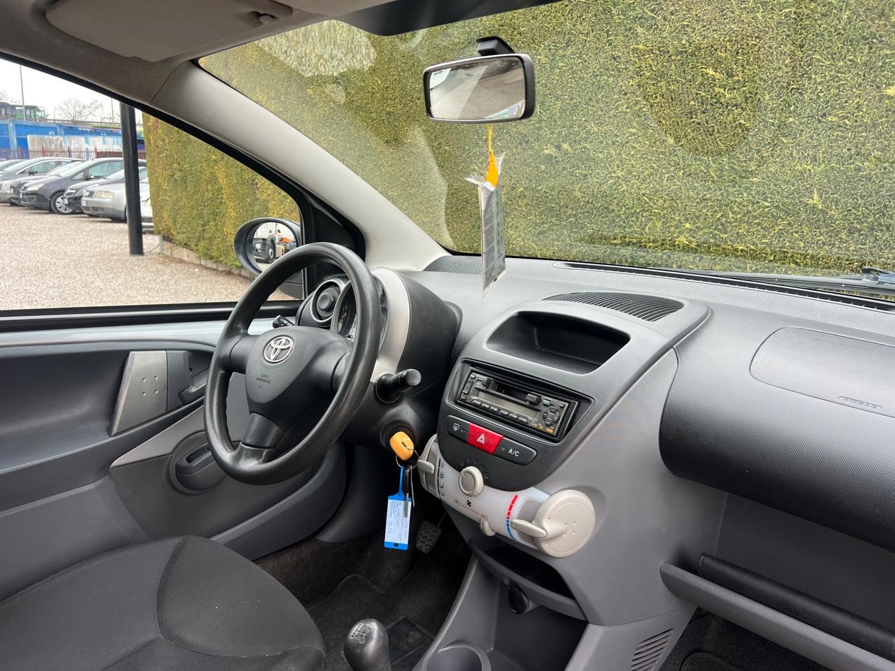 Toyota Aygo 1.0 12V VVT-i 5 porte Now