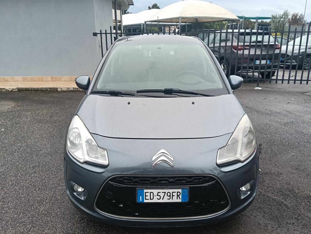 Citroen C3 1.1 Exclusive GPL fino al 2023 uni proprietario