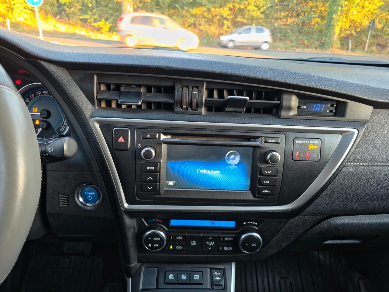 Toyota Auris Touring Sports 1.8 Hybrid Lounge E5B Automatico NEO 2015