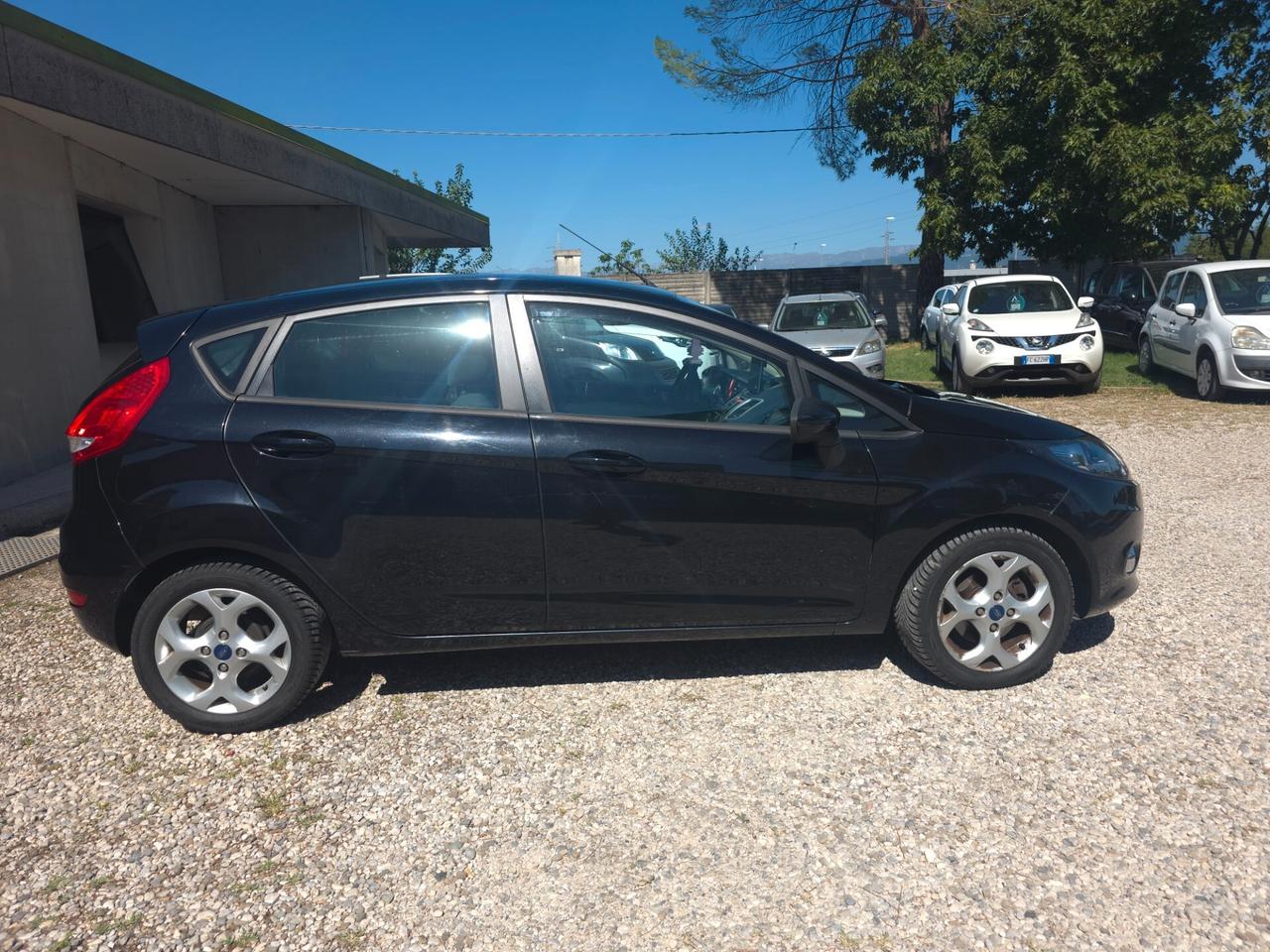 Ford Fiesta 1.4 TDCi 70CV 5 porte Titanium