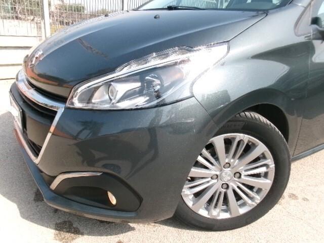 Peugeot 208 BlueHDi 75 5 porte Allure