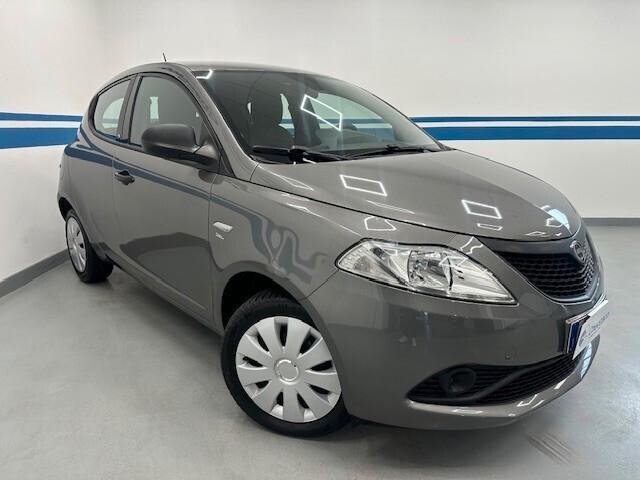 Lancia Ypsilon 1.2 Silver ecochic Gpl 69cv