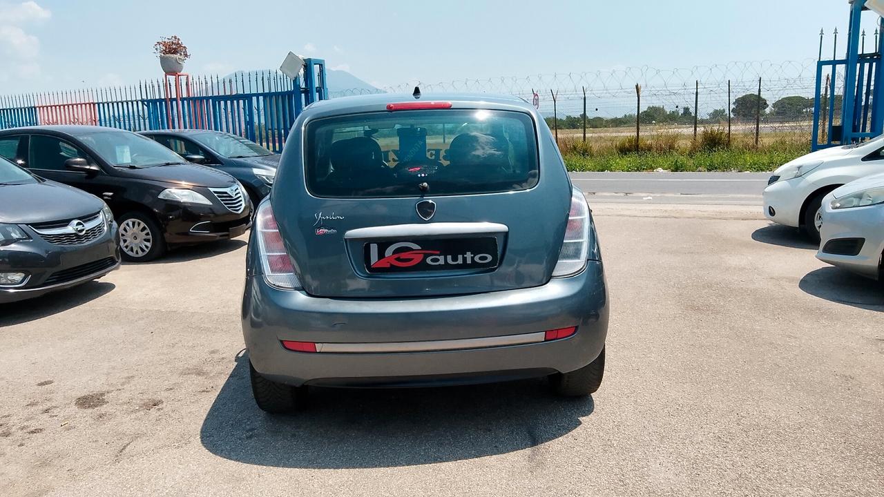 Lancia Ypsilon Lancia y 1.2 benzina neo patentati