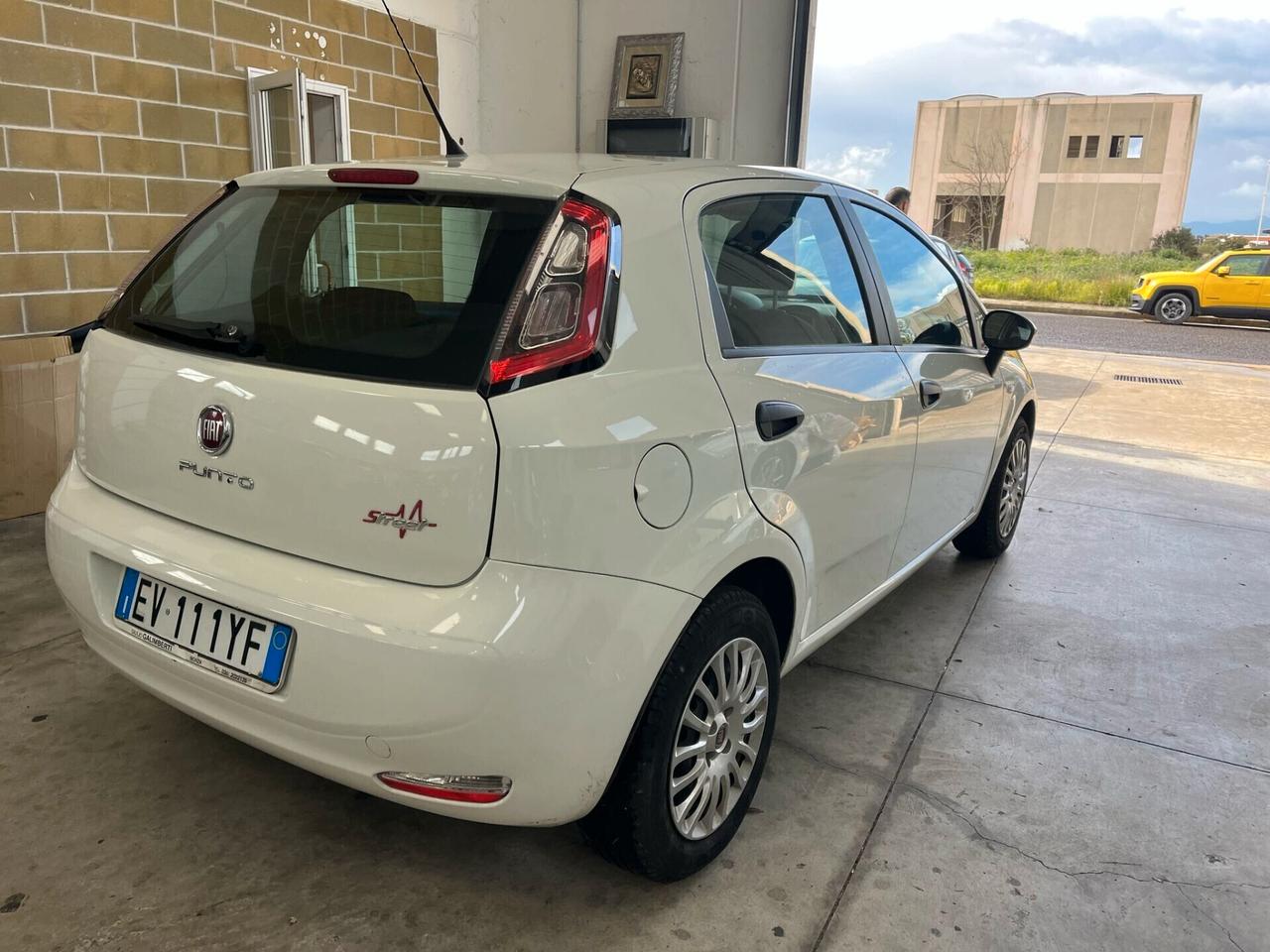 Fiat Punto 1.2 8V 5 porte Street