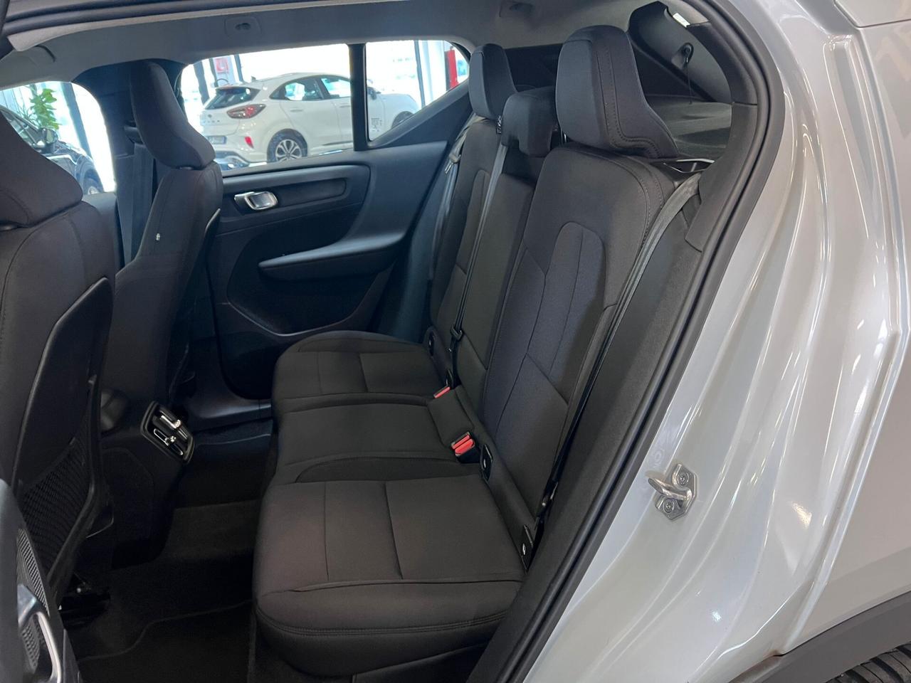 Volvo XC40 T2 Geartronic Momentum GPL