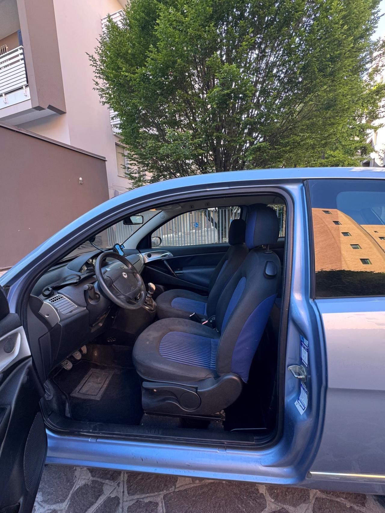 Lancia Ypsilon 1.2 Passion