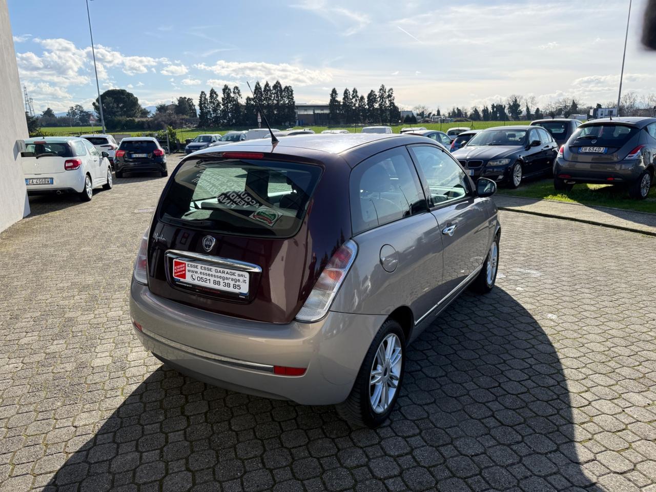 Lancia Ypsilon 1.2 69 CV Platino