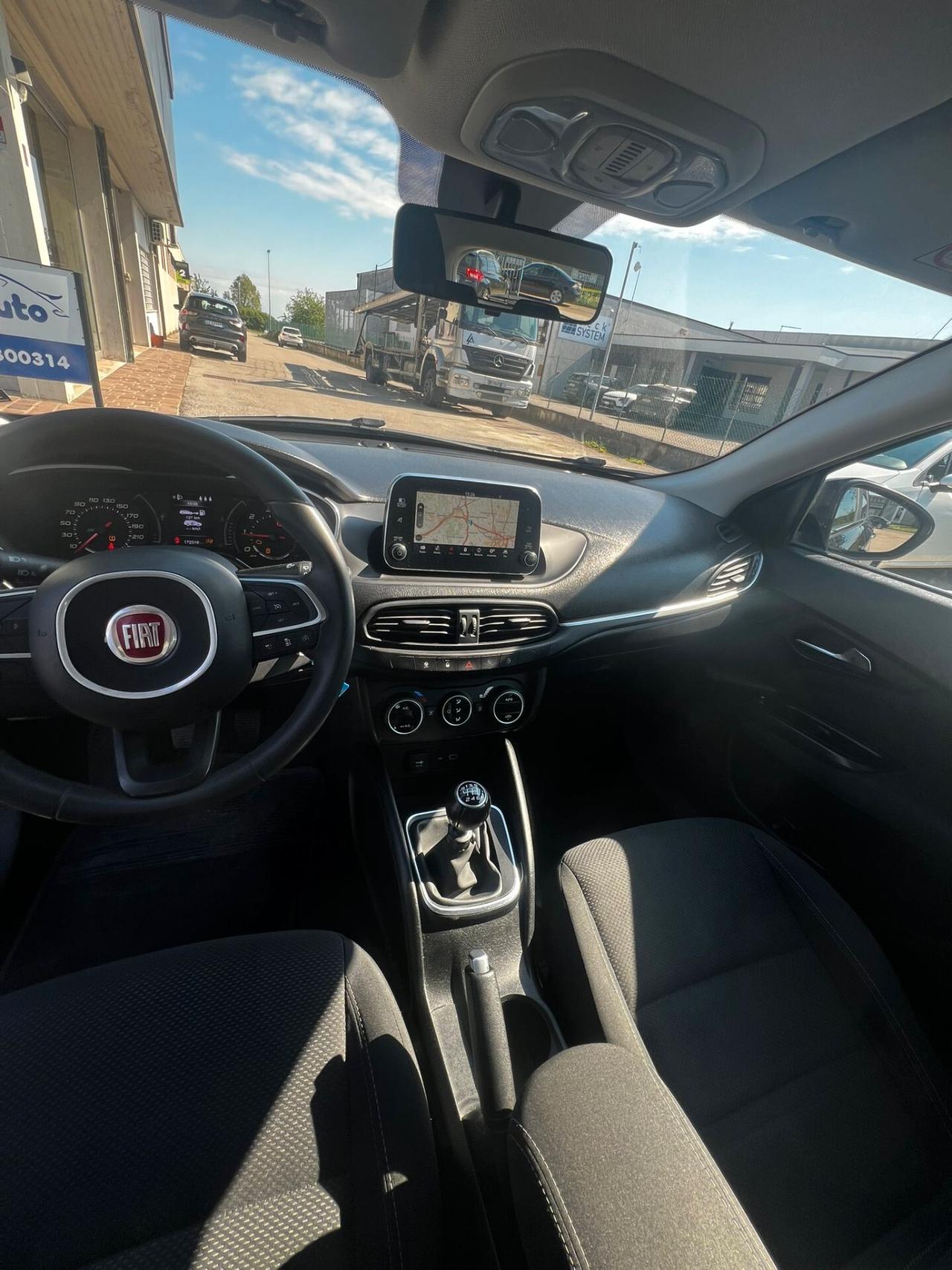 Fiat Tipo 1.6 business