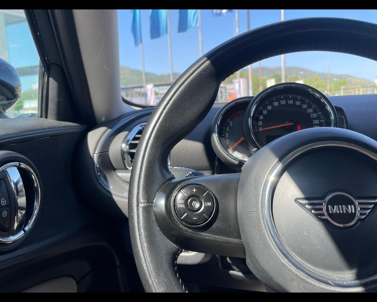 MINI Mini Clubman (F54) - Mini 2.0 Cooper D Mayfair Edition Clubman