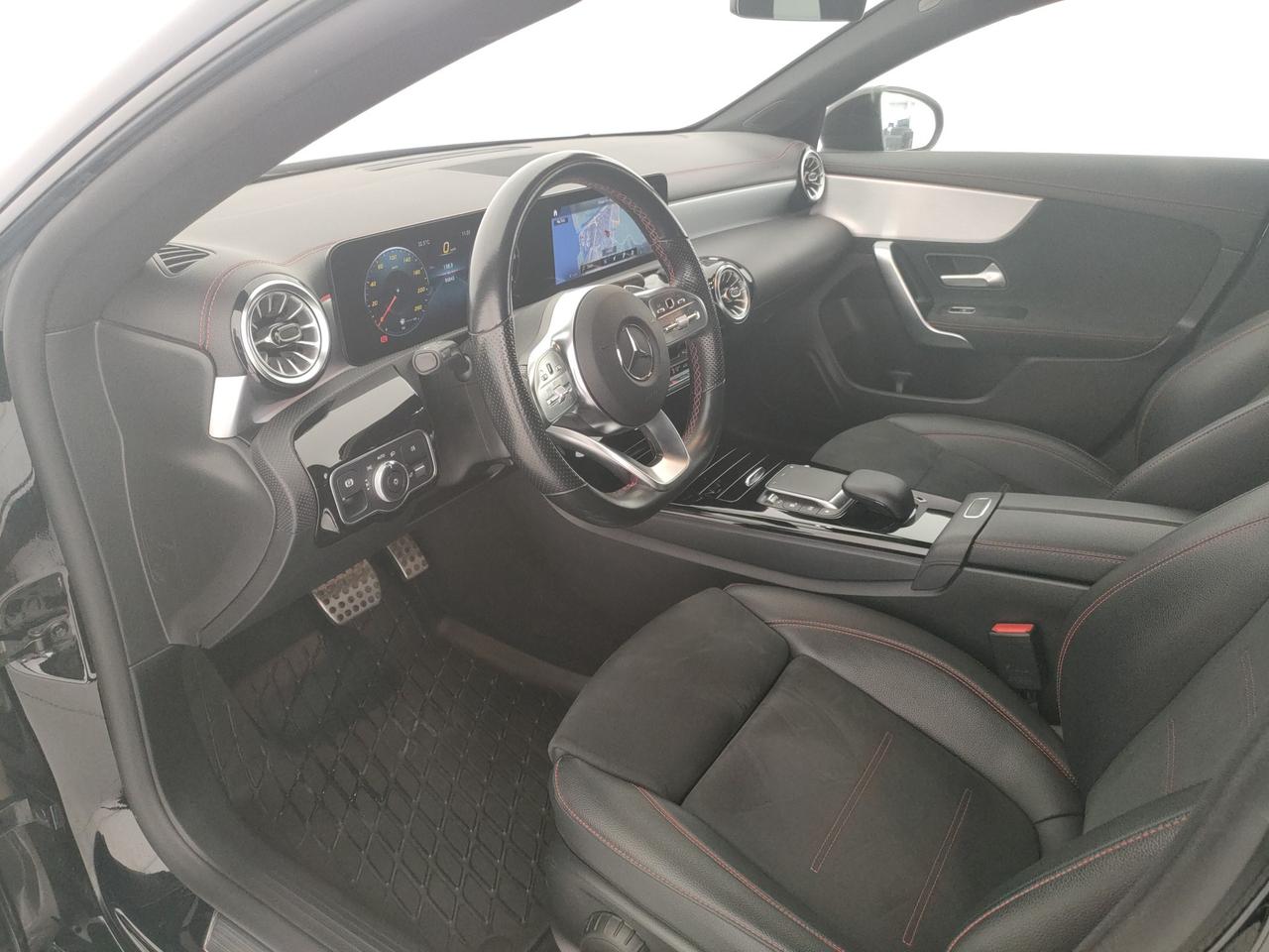 Mercedes-Benz CLA Coupe - C118 - CLA Coupe 200 d Premium auto