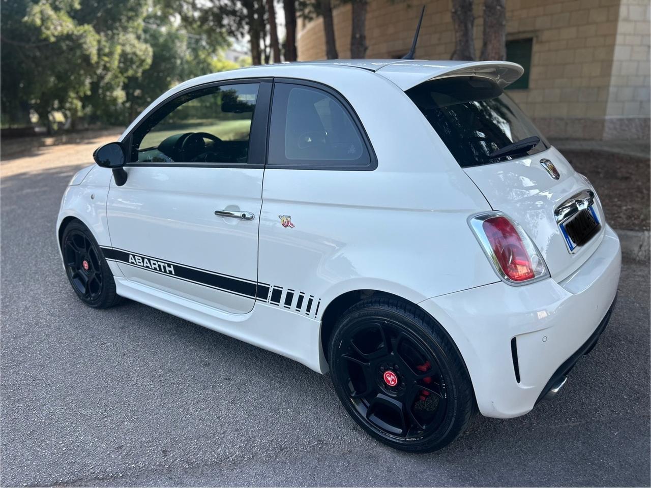 Abarth 500 1.4 Turbo T-Jet Custom GPL