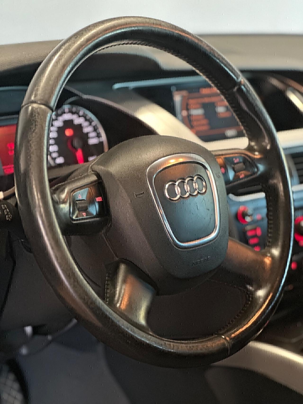 Audi A4 2.0 TDI (120.000KM) CERTIFICATI