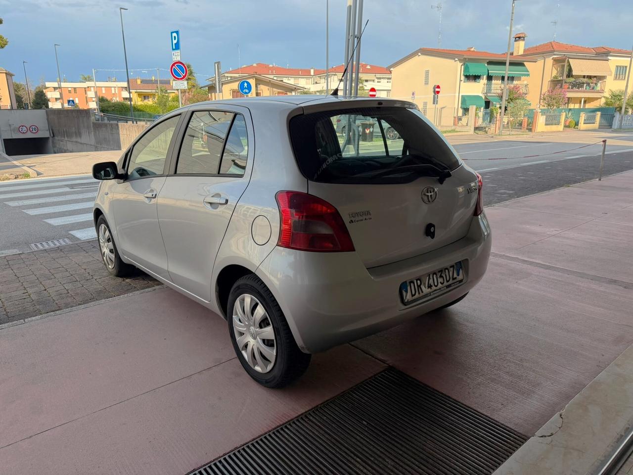 Toyota Yaris 1.3 5 porte