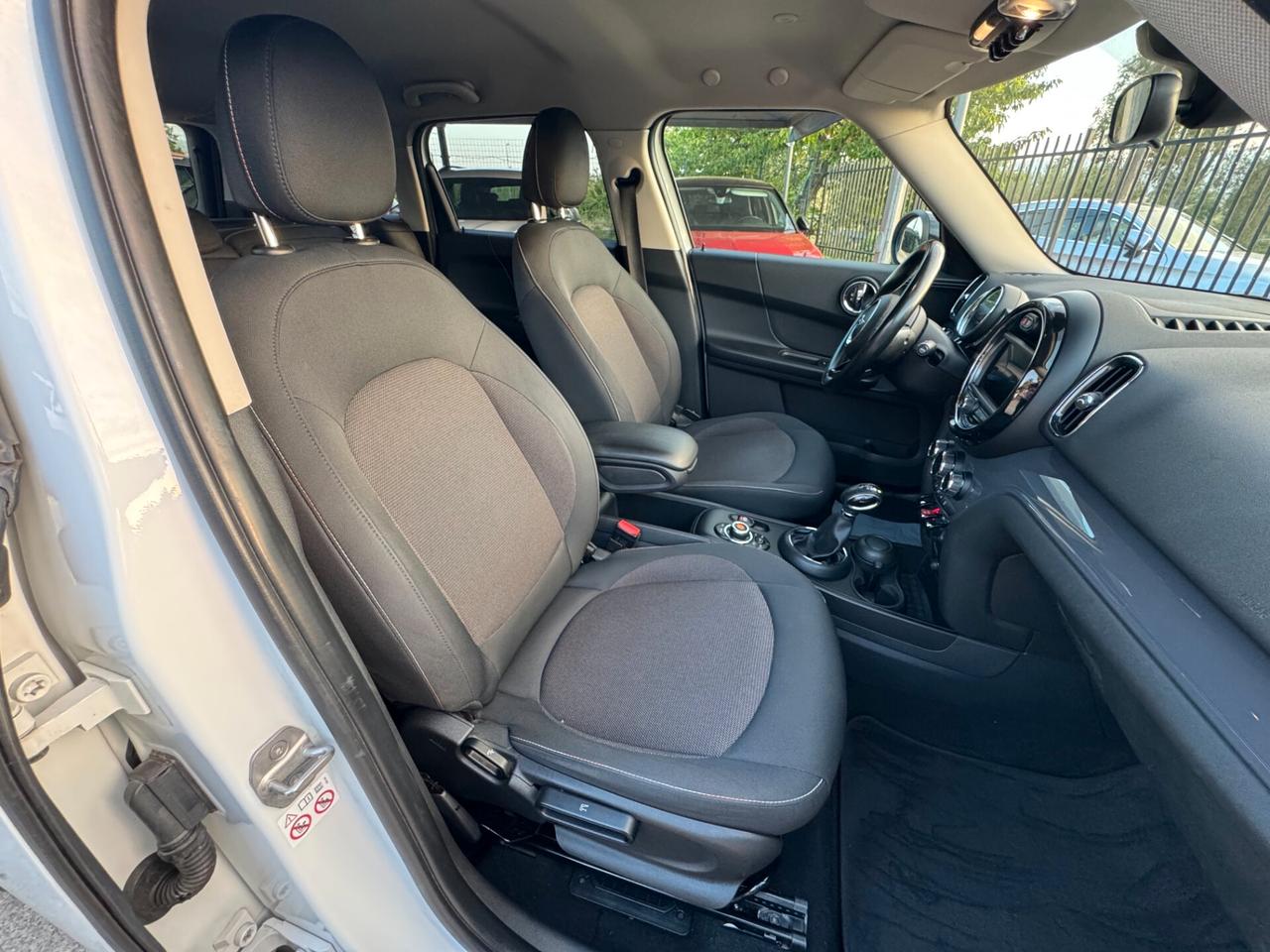 Mini Cooper D Countryman Mini 2.0 Cooper D Business Countryman Automatica