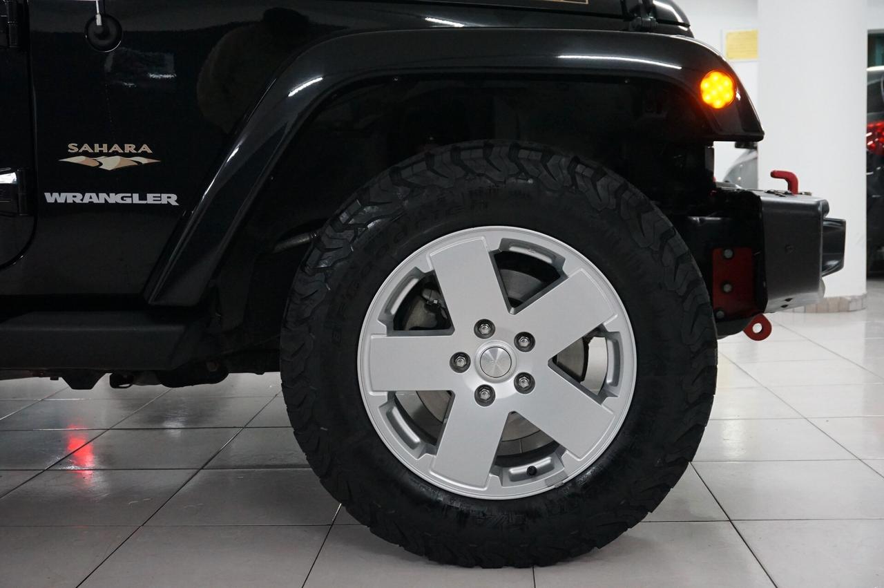 Jeep Wrangler 2.8 CRD DPF Sahara Auto