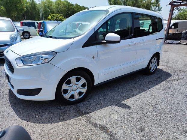 Ford Tourneo Courier