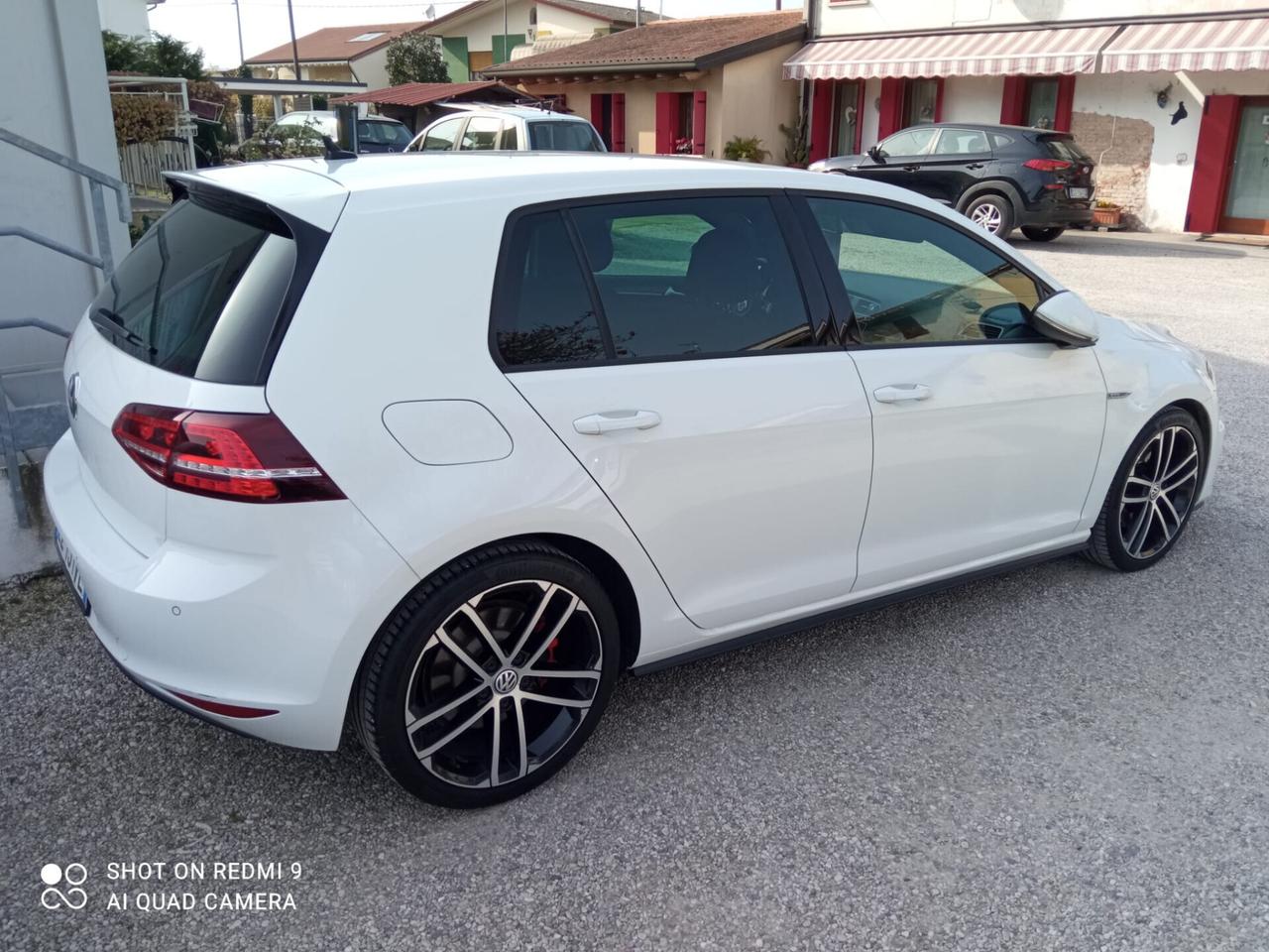 Volkswagen Golf 7 GTD 2.0 TDI DSG 5p. BlueMotion 184cv