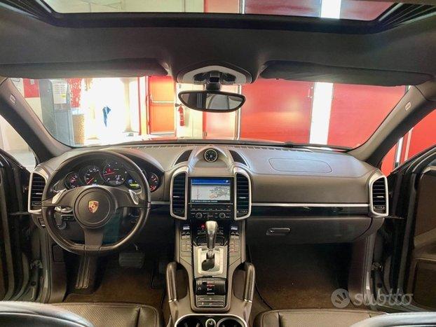 PORSCHE Cayenne 3.0 Diesel * 210.000 km TUTTA TA