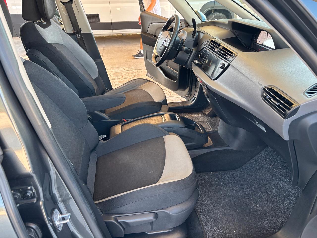 Citroen C4 Picasso BlueHDi 120 EAT6 Business-2016